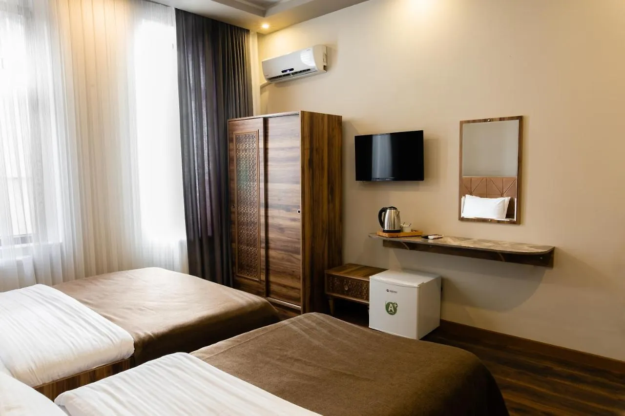 Taksim Mood Aparthotel Istanbul 2*,